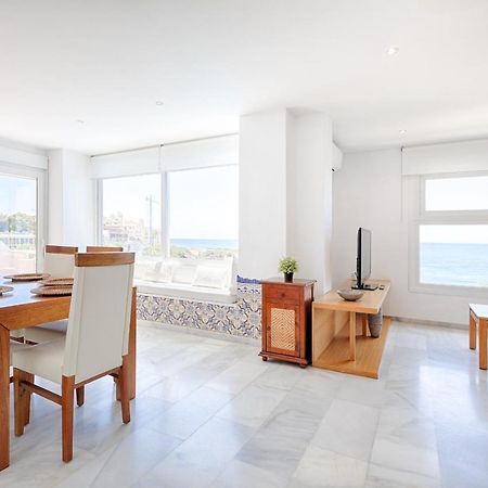 Front Sea View Apartment Estepona Dış mekan fotoğraf