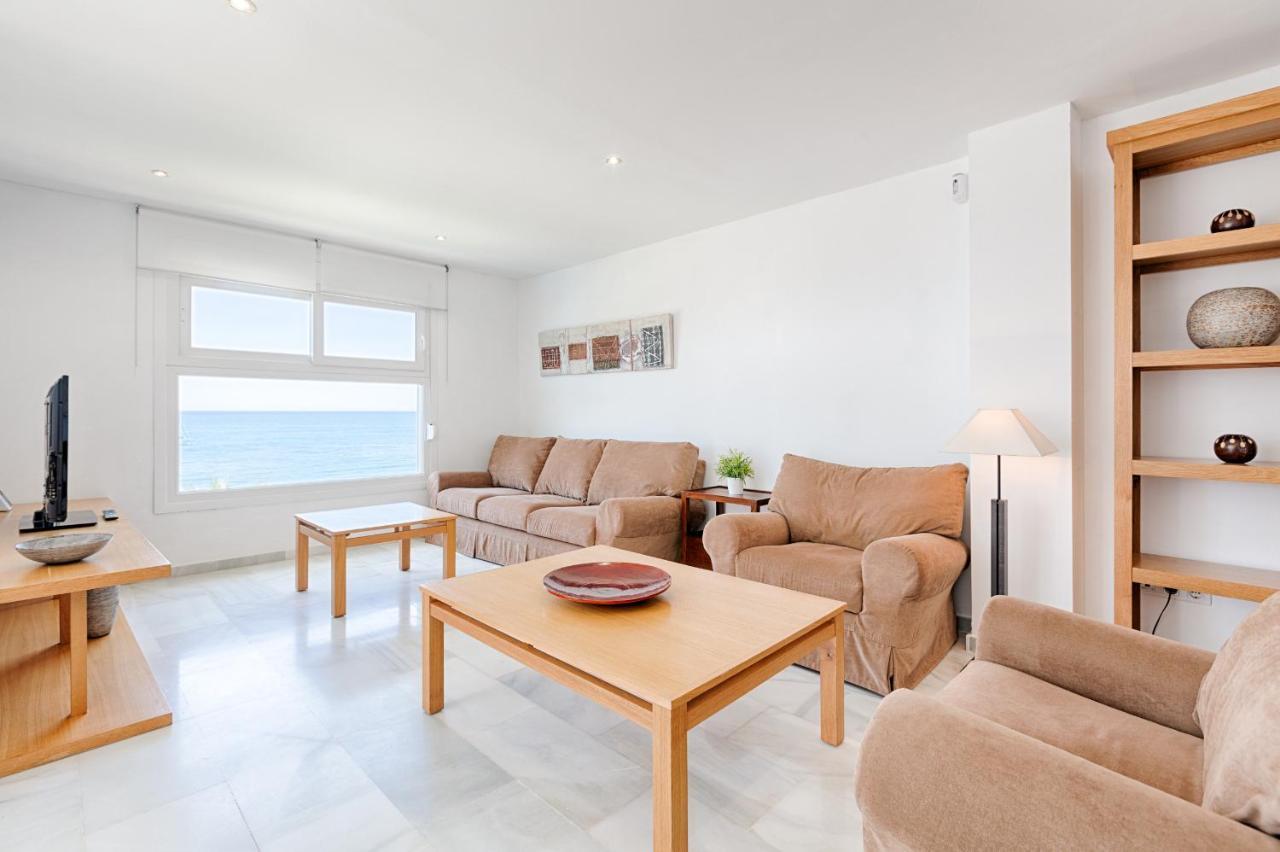 Front Sea View Apartment Estepona Dış mekan fotoğraf
