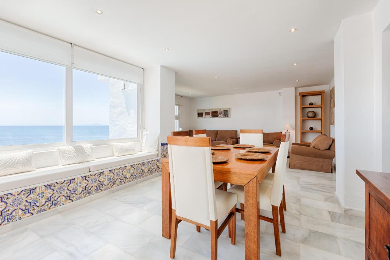 Front Sea View Apartment Estepona Dış mekan fotoğraf
