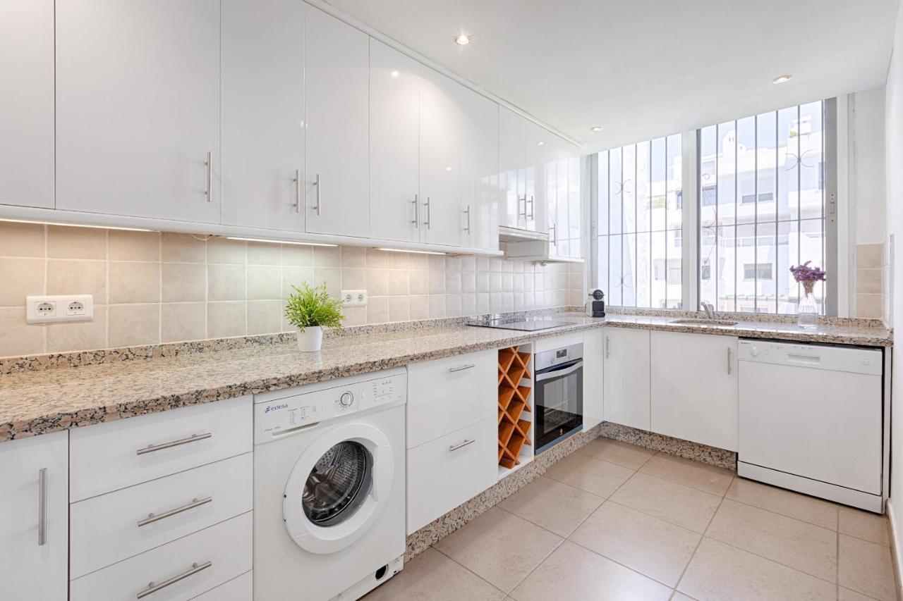 Front Sea View Apartment Estepona Dış mekan fotoğraf
