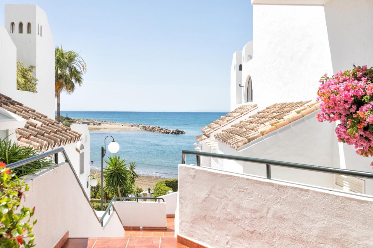 Front Sea View Apartment Estepona Dış mekan fotoğraf